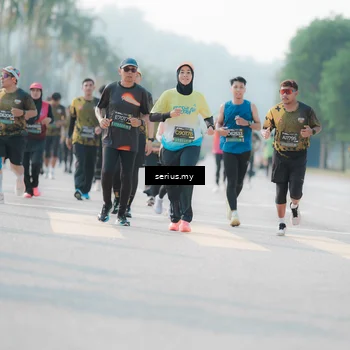Runner Photo 6412601