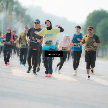 Runner Photo 6412611