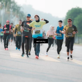 Runner Photo 6412612