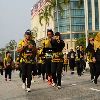 Runner Photo 6412614