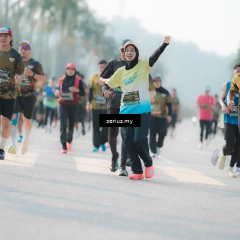 Runner Photo 6412622
