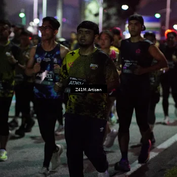Runner Photo 6412633