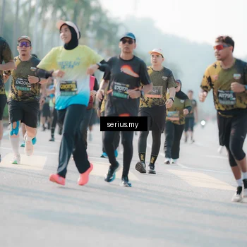 Runner Photo 6412634