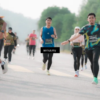 Runner Photo 6412636