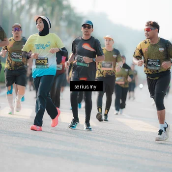 Runner Photo 6412638