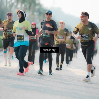 Runner Photo 6412640