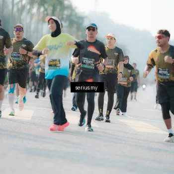 Runner Photo 6412641