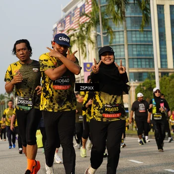 Runner Photo 6412658