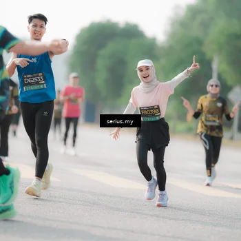 Runner Photo 6412667