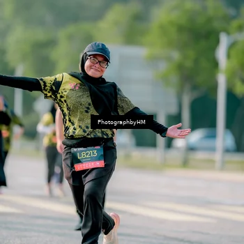 Runner Photo 6412677