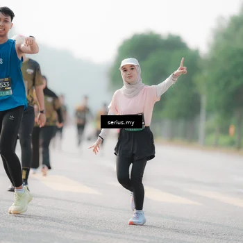Runner Photo 6412680