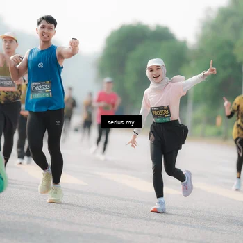Runner Photo 6412682