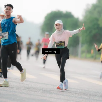 Runner Photo 6412685