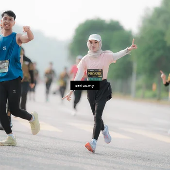 Runner Photo 6412688