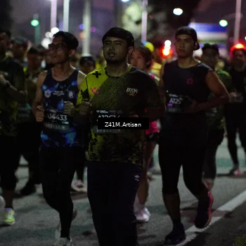 Runner Photo 6412706