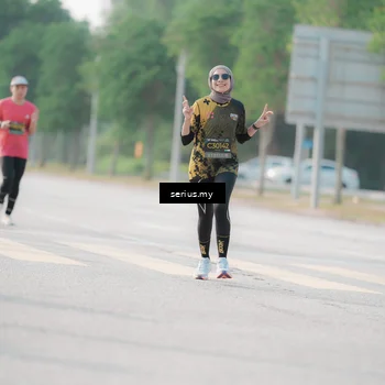 Runner Photo 6412711