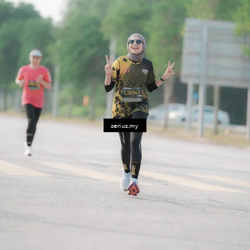 Runner Photo 6412714