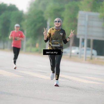 Runner Photo 6412719