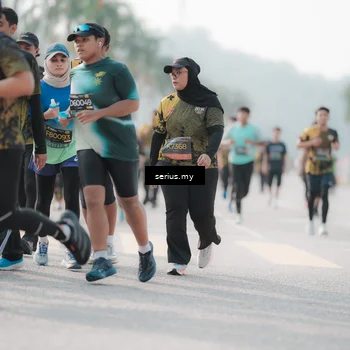 Runner Photo 6412740