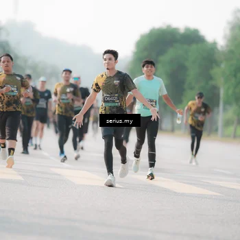 Runner Photo 6412769