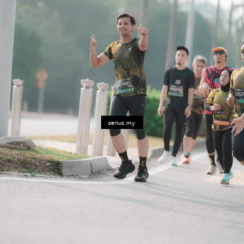 Runner Photo 6412786