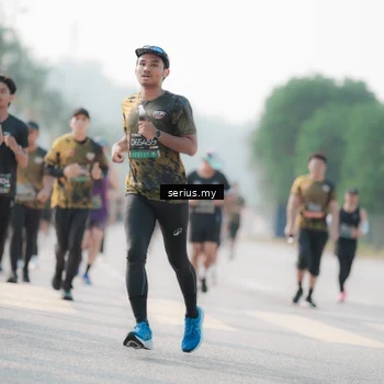 Runner Photo 6412811