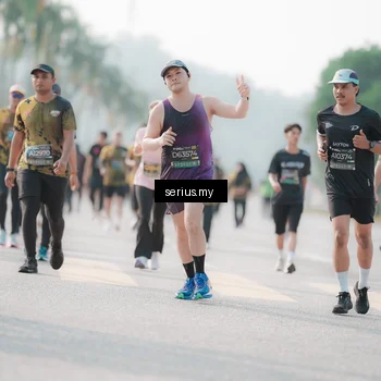 Runner Photo 6412847