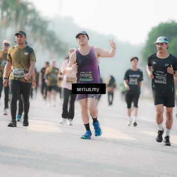 Runner Photo 6412848