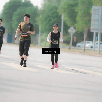 Runner Photo 6412867