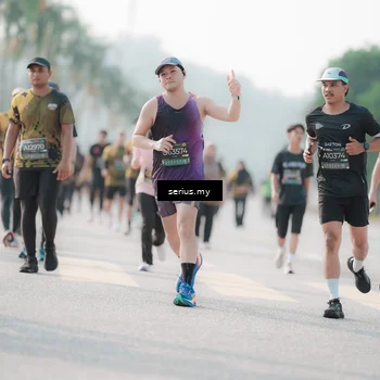 Runner Photo 6412874
