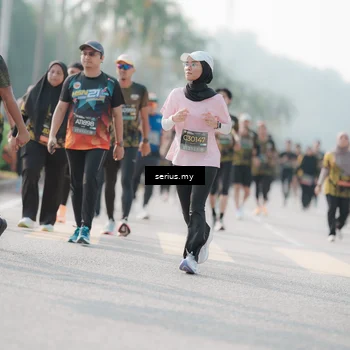 Runner Photo 6412890