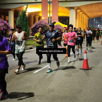 Runner Photo 6412897