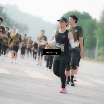 Runner Photo 6412923