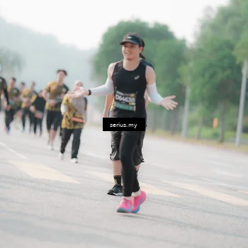 Runner Photo 6412925