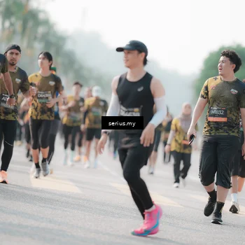 Runner Photo 6412928