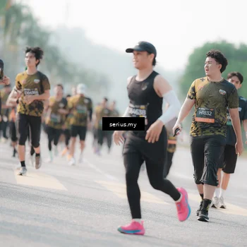 Runner Photo 6412929