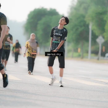 Runner Photo 6412957