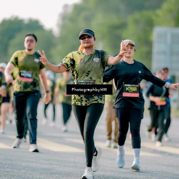Runner Photo 6412977