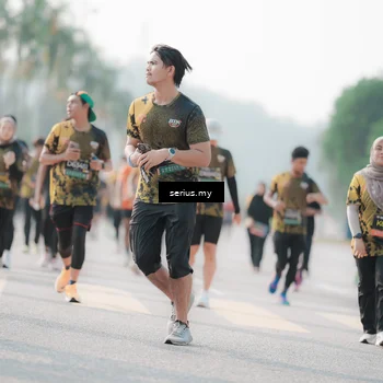 Runner Photo 6412990
