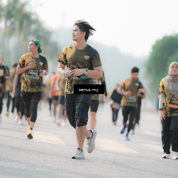 Runner Photo 6412992