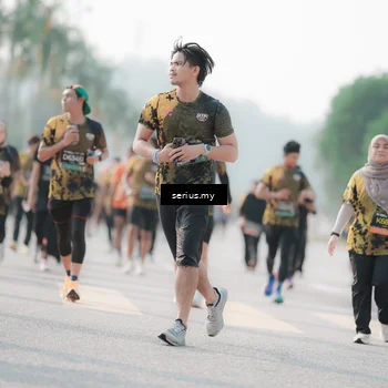 Runner Photo 6413005