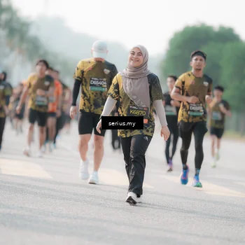 Runner Photo 6413020