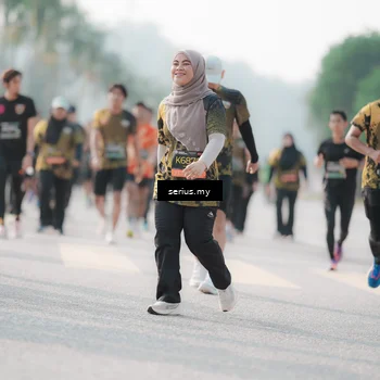Runner Photo 6413054