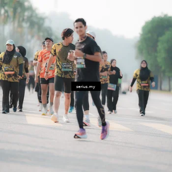 Runner Photo 6413066