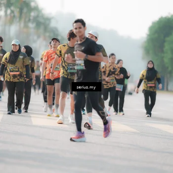 Runner Photo 6413072