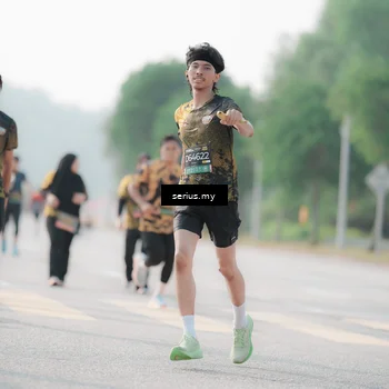 Runner Photo 6413085