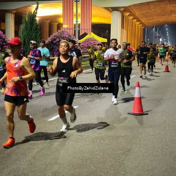 Runner Photo 6413094