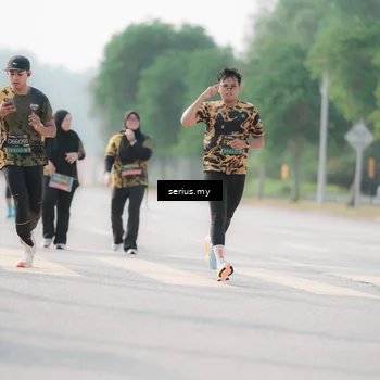 Runner Photo 6413099