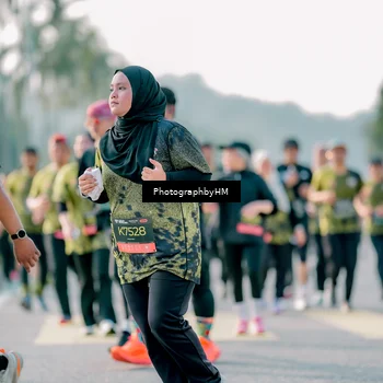 Runner Photo 6413102