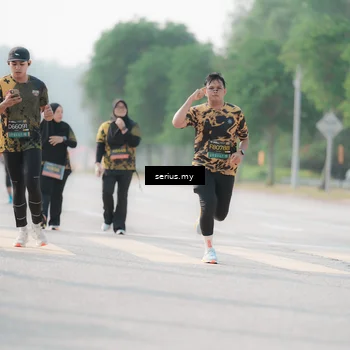 Runner Photo 6413110